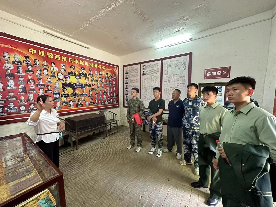 商学院党总支开展“九一八”主题党日活动 商学院党总支开展“九一八”主题党日活动