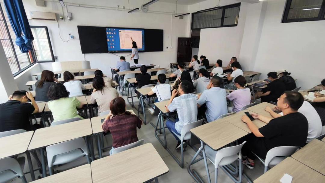 郑州城市职业学院商学院开展学期初教学检查 郑州城市职业学院商学院开展学期初教学检查