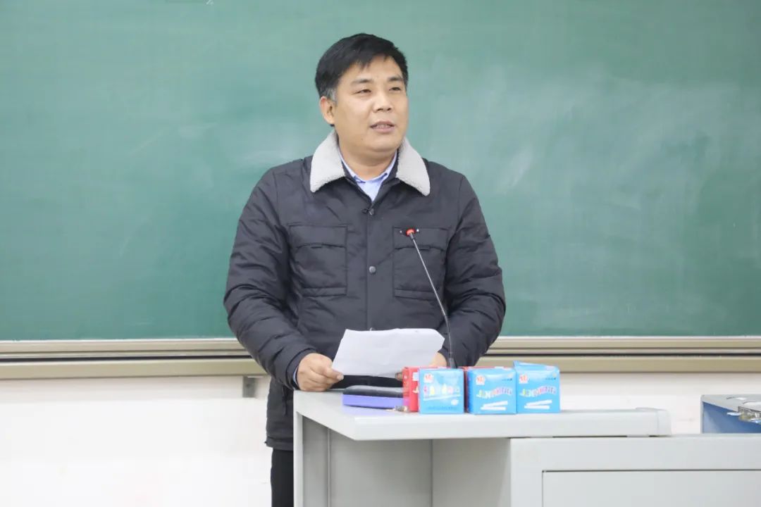 石本立副校长在致辞 石本立副校长在致辞