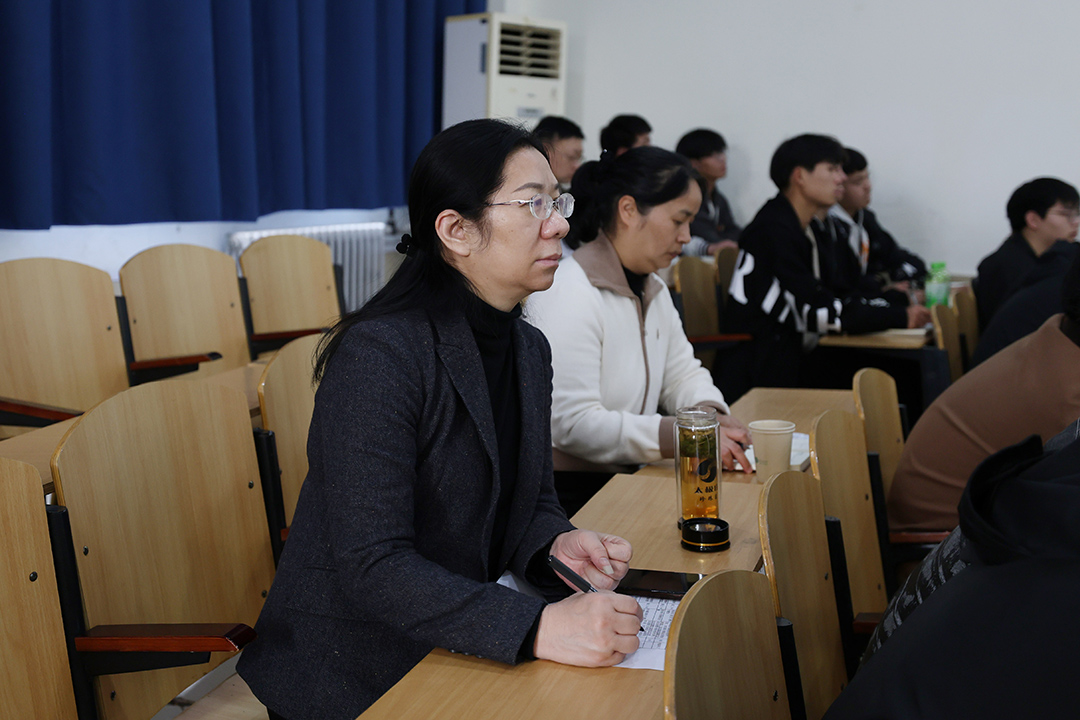 调研组随机听课 调研组随机听课