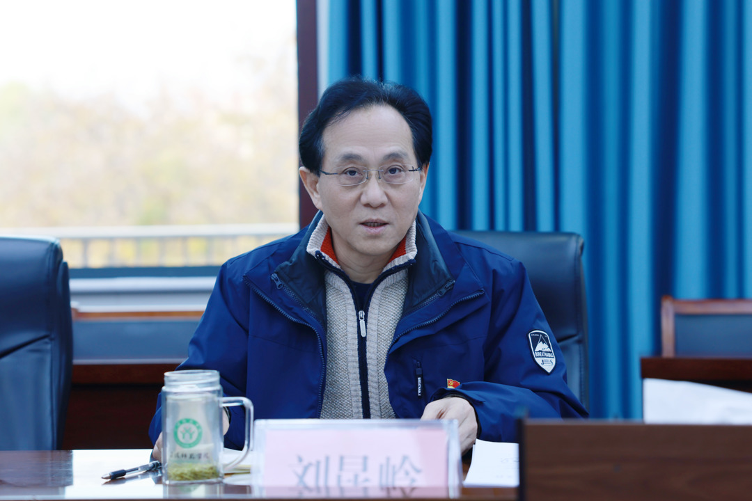 7aabddec0c41407c865e1385219696ac.jpg 7aabddec0c41407c865e1385219696ac.jpg