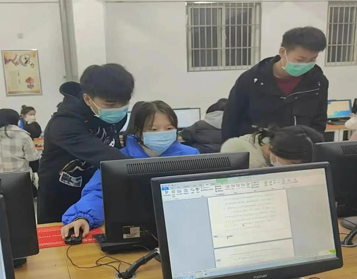 为同学解答问题 为同学解答问题