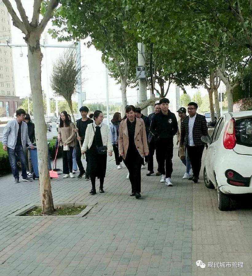 副院长、工会主席武子文亲临活动现场指导工作 副院长、工会主席武子文亲临活动现场指导工作