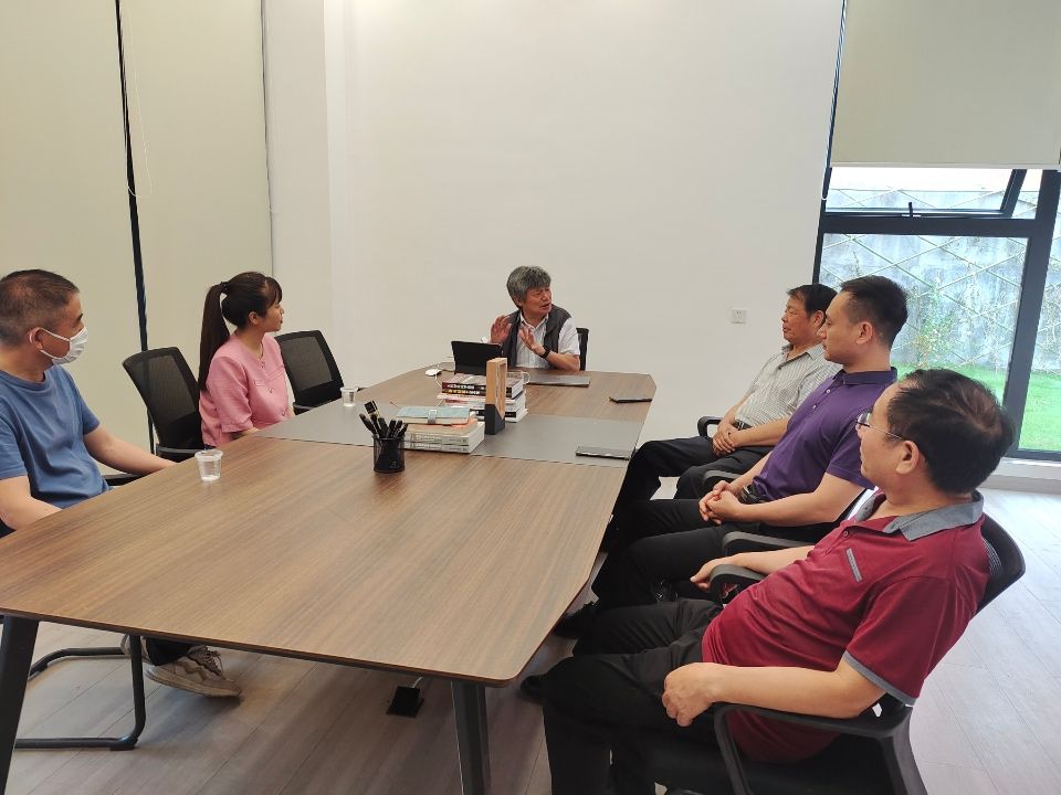 河南鑫诚集团选送企业员工到材料工程学院上大学 河南鑫诚集团选送企业员工到材料工程学院上大学