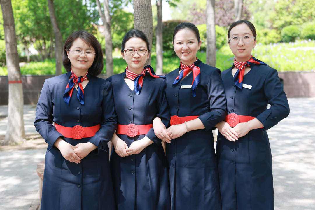 张新会、袁倩影、郭春林、李莹团队 张新会、袁倩影、郭春林、李莹团队