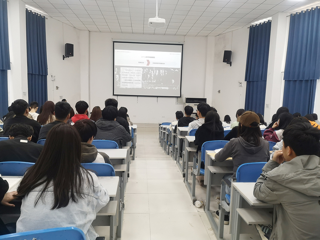 调研组随机听课 调研组随机听课