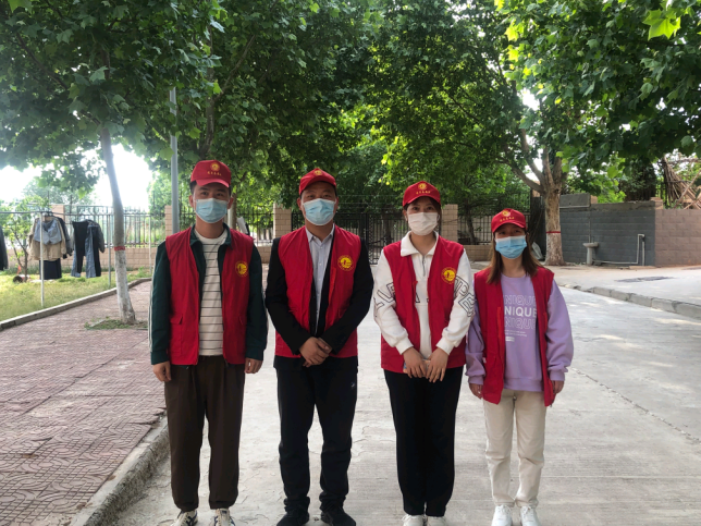 学工队伍志愿者合影 学工队伍志愿者合影