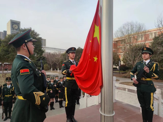 “规范行为成习惯,养成教育促成长” 主题升旗仪式 “规范行为成习惯,养成教育促成长” 主题升旗仪式