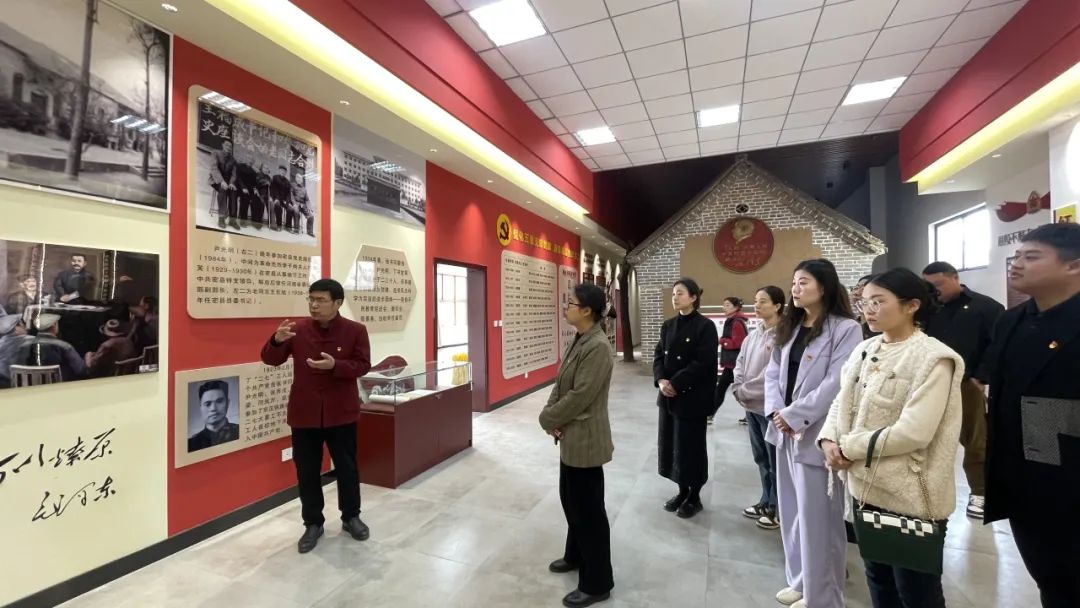 电子信息工程学院党总支开展“追寻红色记忆,传承红色基因”主题党日活动