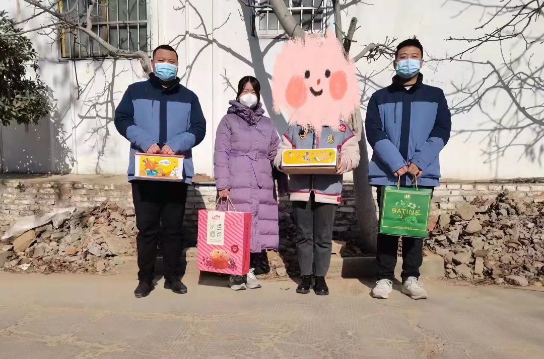 寒假送温暖,走访困难学生 寒假送温暖,走访困难学生