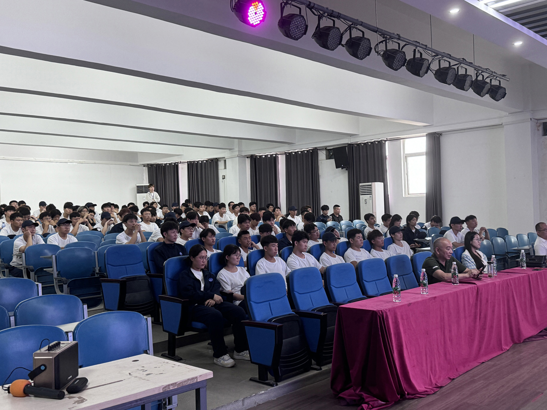 电子信息工程学院自动化系迎新专业介绍会