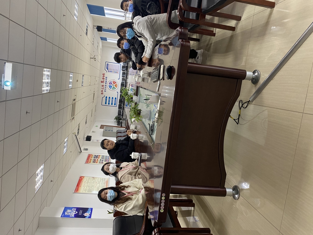 在企业调研 在企业调研