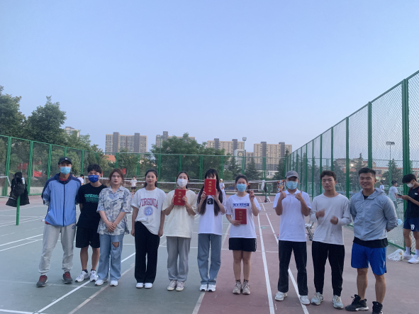 羽毛球比赛 羽毛球比赛