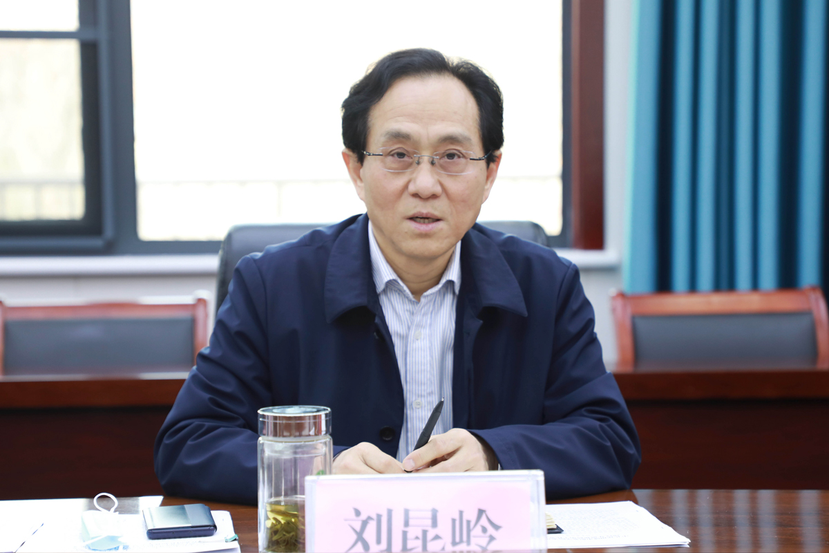 “能力作风建设年”之集体政治理论学习 “能力作风建设年”之集体政治理论学习