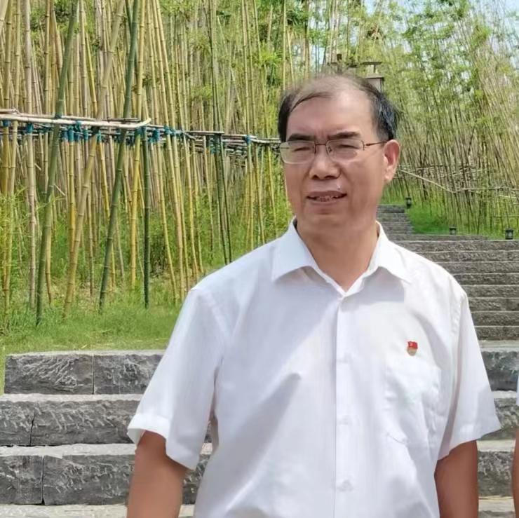 通识教育学院 马克思主义学院 张怀州 通识教育学院 马克思主义学院 张怀州