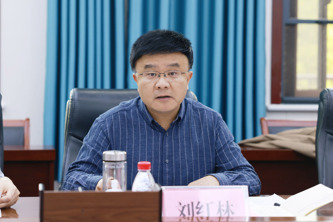 9fb4ff5606a1411d87c85b292e417c48.jpg 9fb4ff5606a1411d87c85b292e417c48.jpg