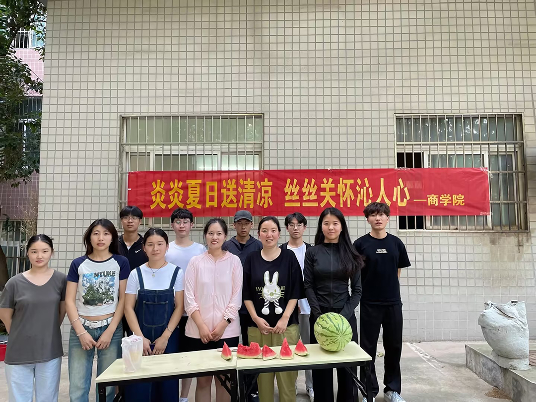 商学院辅导员老师慰问专升本学子 商学院辅导员老师慰问专升本学子