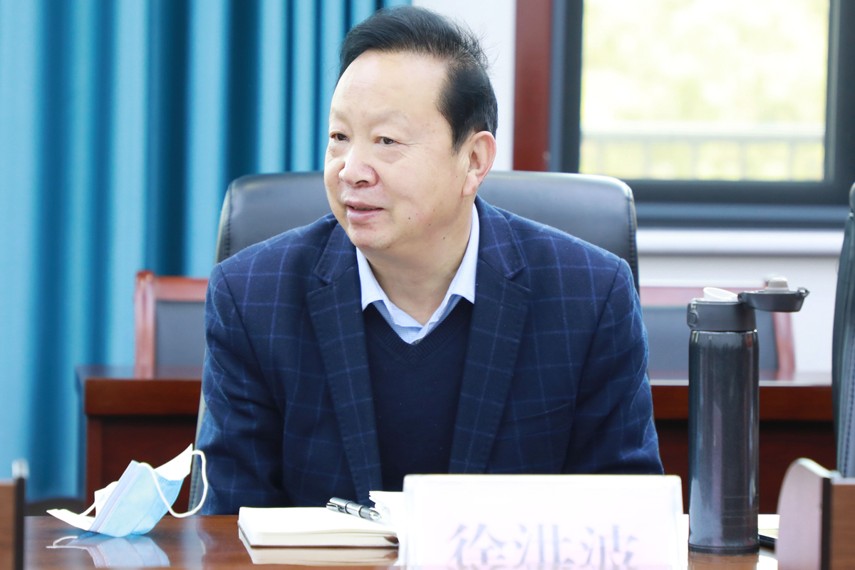 “能力作风建设年”之集体政治理论学习 “能力作风建设年”之集体政治理论学习