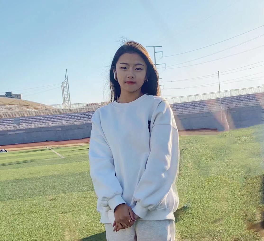 商学院学子崔丁丹 商学院学子崔丁丹