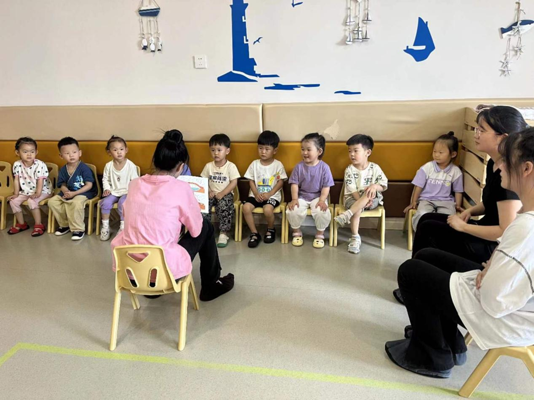 学生观摩教学活动 学生观摩教学活动