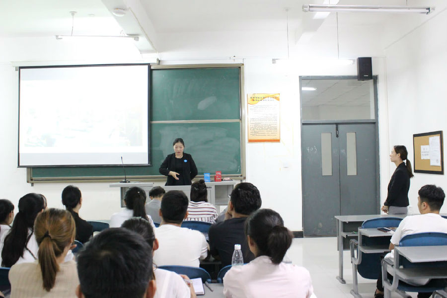 郑州希尔顿酒店代表发言 郑州希尔顿酒店代表发言