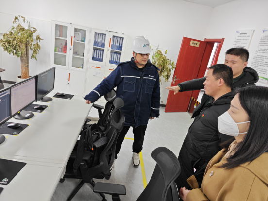 商学院辅导员调研校友 商学院辅导员调研校友