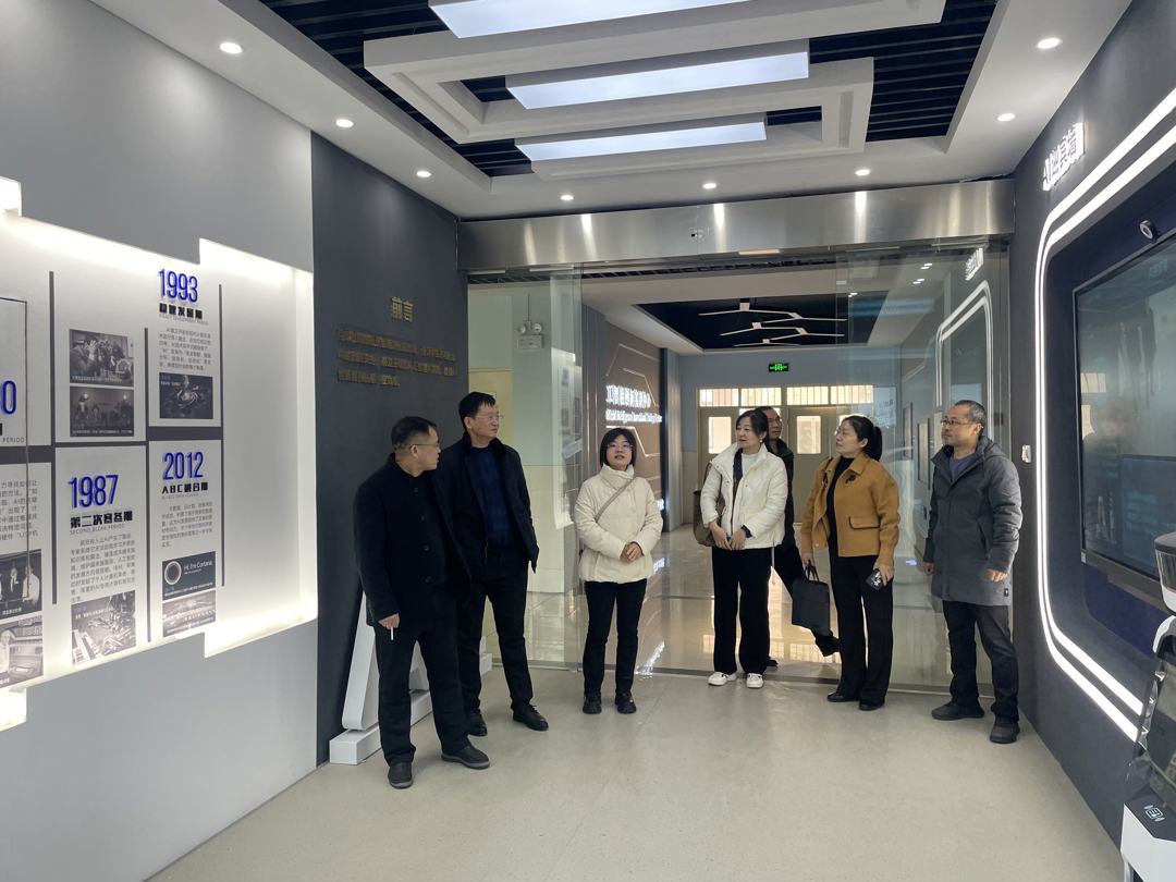 赴许昌职业技术学院考察交流高水平专业群建设情况参观 赴许昌职业技术学院考察交流高水平专业群建设情况参观