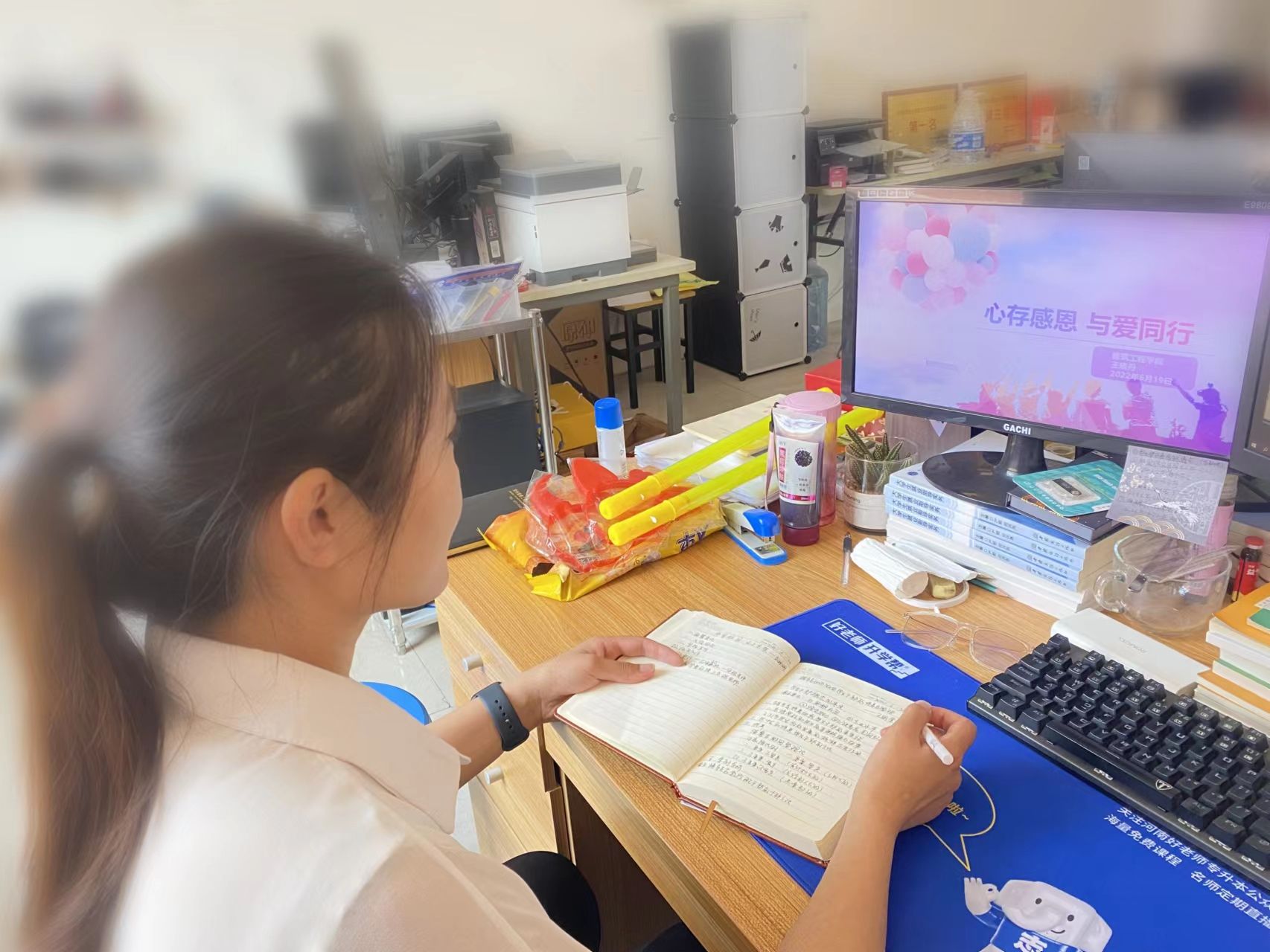 afbf58dabed14be7a8ee025a24d8be6c.jpg afbf58dabed14be7a8ee025a24d8be6c.jpg