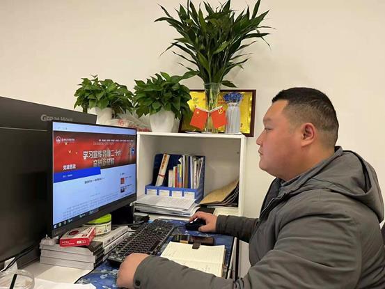 电子信息工程学院学生党支部第二支部宣传委员卢少杰 电子信息工程学院学生党支部第二支部宣传委员卢少杰