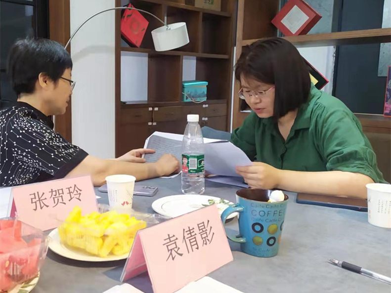 张贺玲对英语写作大赛进行详细讲解 张贺玲对英语写作大赛进行详细讲解