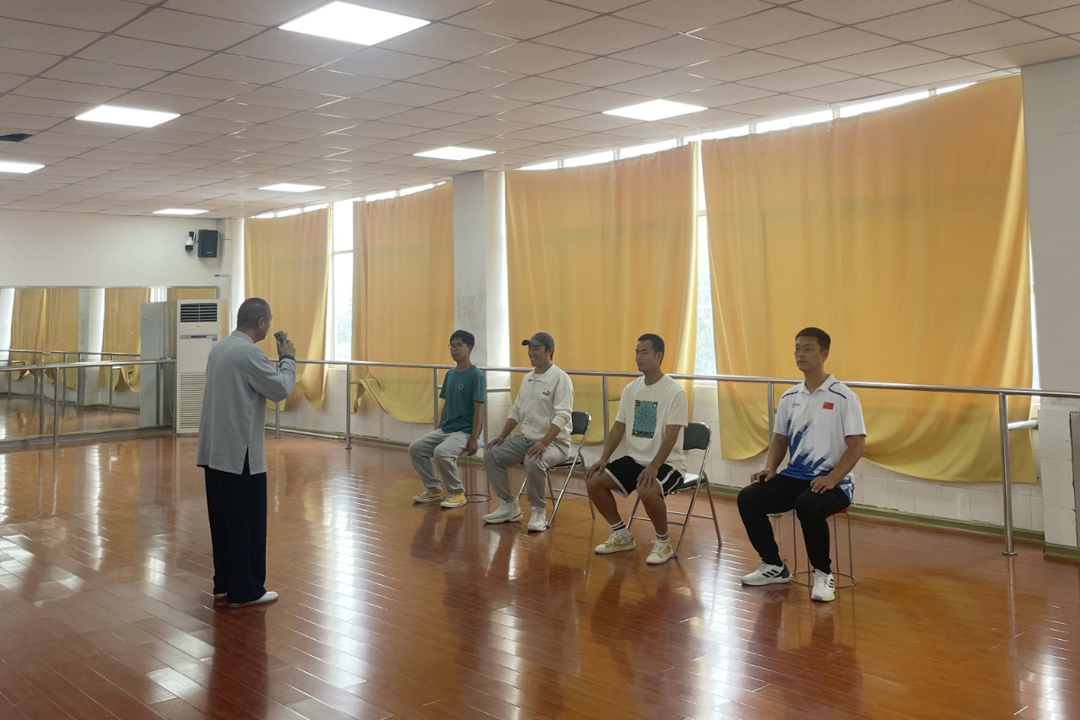 李伟民老师现场示范教学 李伟民老师现场示范教学