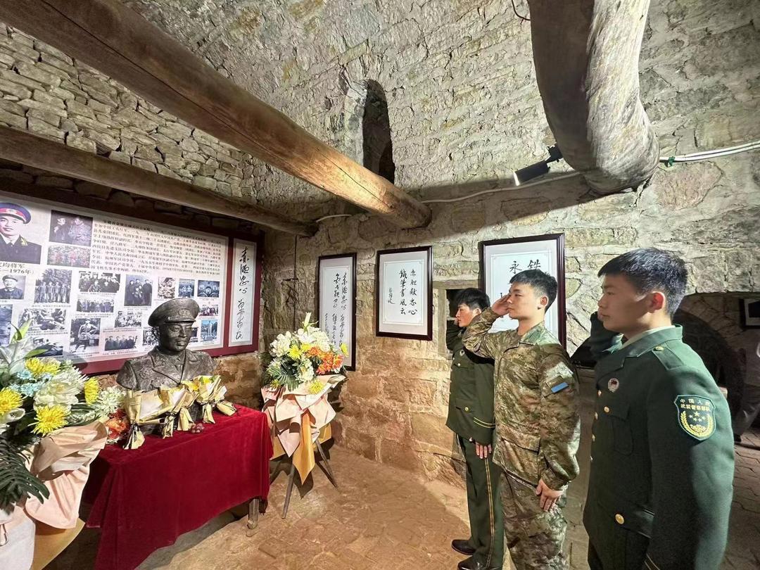 商学院党总支开展“九一八”主题党日活动 商学院党总支开展“九一八”主题党日活动