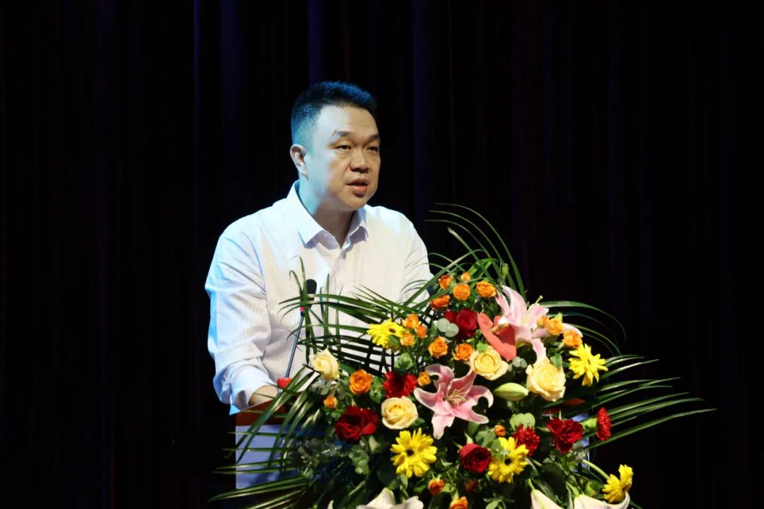 郑州城市职业学院理事长、执行校长赵帅致辞