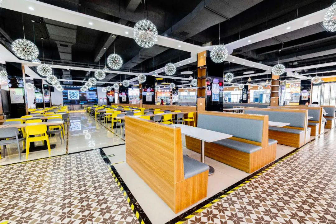 郑州城市职业学院峰青餐厅 郑州城市职业学院峰青餐厅