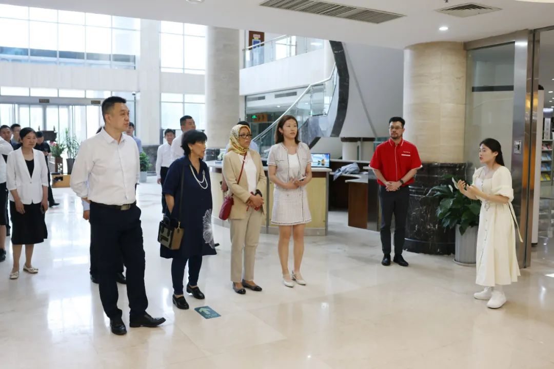 郑州城市职业学院与马来西亚思特雅大学举行友好大学签约仪式！