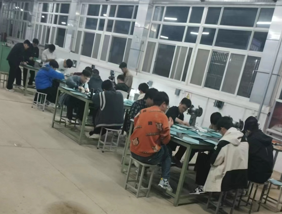 智能制造学院成功举办第十三届全国大学生金相技能大赛校内预赛