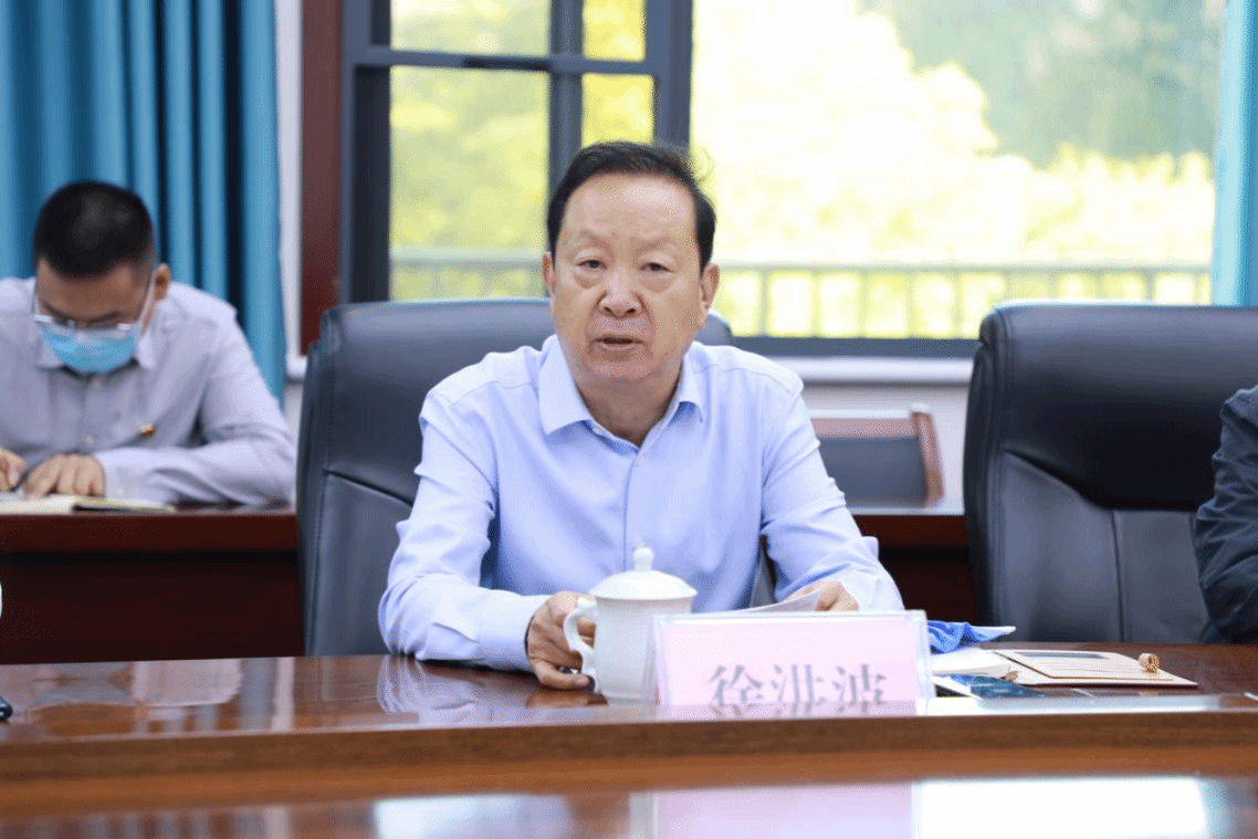 召开党委理论学习中心组学习(扩大)会 召开党委理论学习中心组学习(扩大)会